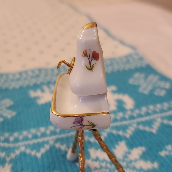 Limoges France Miniature Hand Wash Station - Picture 12 of 14